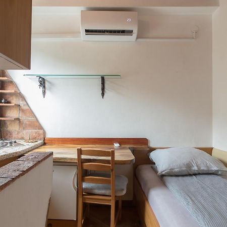 Cozy, Bright And Affordable Single Studio - Free Parking Ljubljana Dış mekan fotoğraf