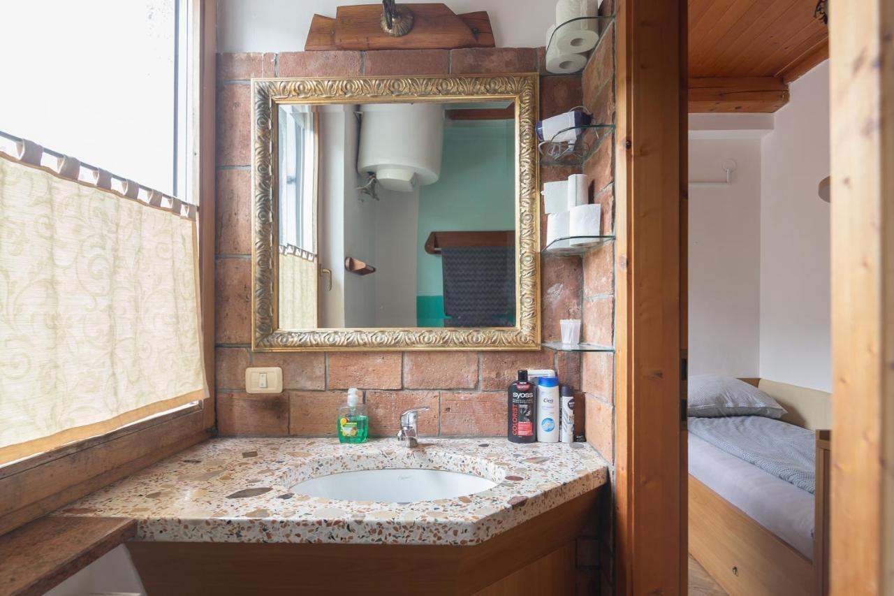 Cozy, Bright And Affordable Single Studio - Free Parking Ljubljana Dış mekan fotoğraf