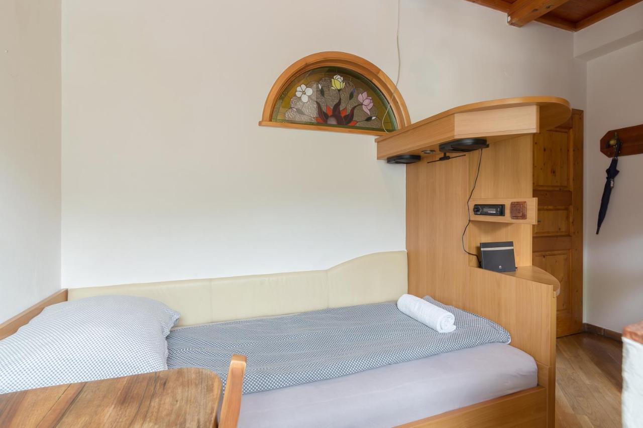 Cozy, Bright And Affordable Single Studio - Free Parking Ljubljana Dış mekan fotoğraf